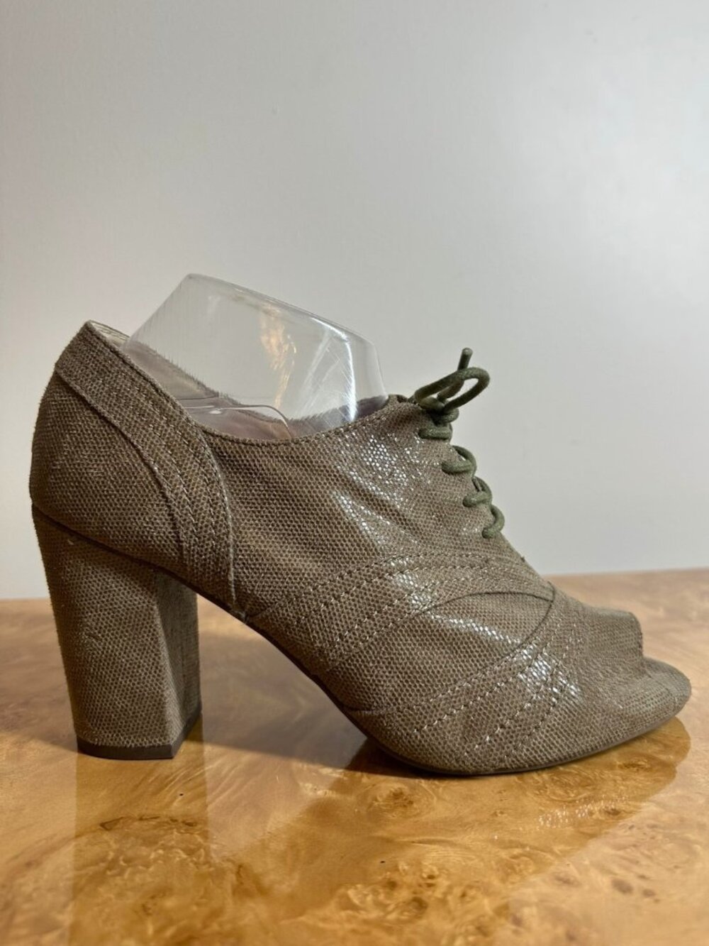 Seychelles Taupe Peep Toe Lace-Up Booties Block Heel Shoes Women's Size 9.5